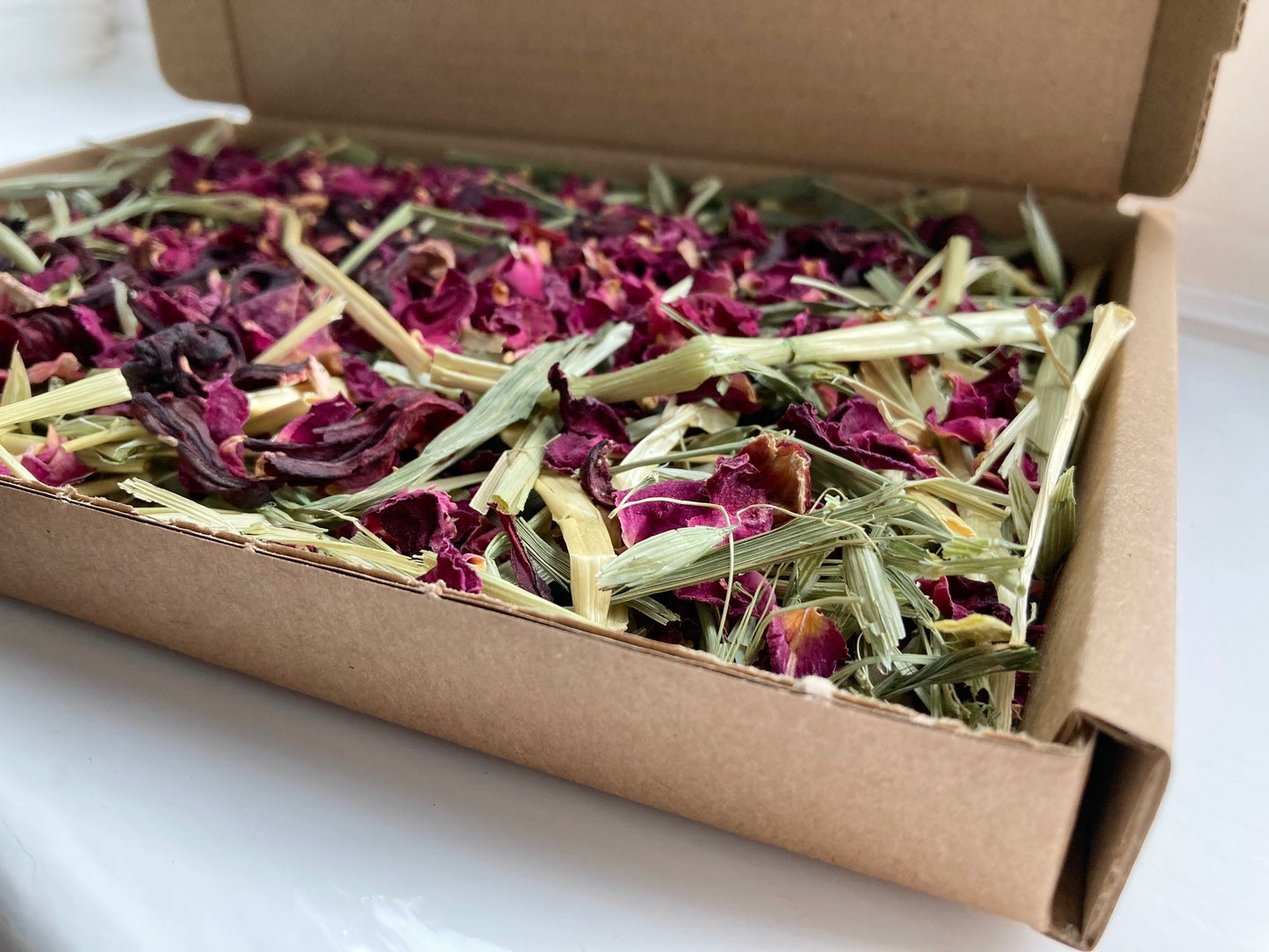 Rose Garden Forage Box